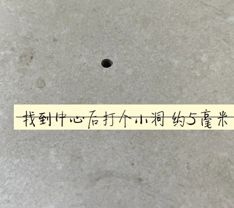 余庆瓷砖空鼓维修公司专业解答在瓷砖铺贴过程中，如果砂料搅拌不均匀，将会带来以下问题